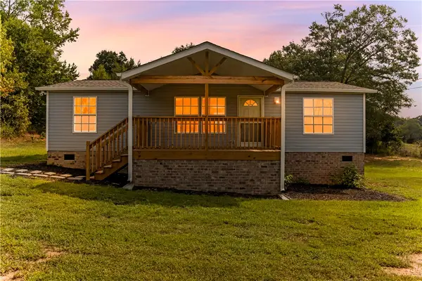 107 River Ridge Drive, Piedmont, SC 29673
