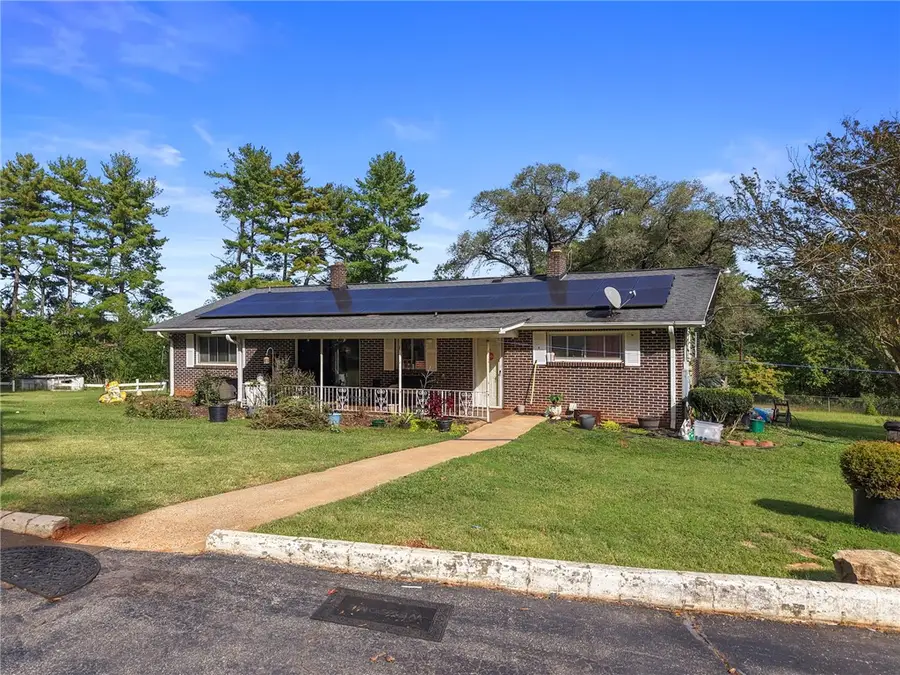 6 Pine Hill Drive, Travelers Rest, SC 29690 - #2