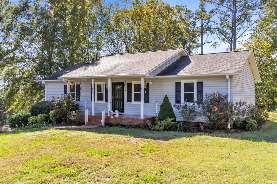 215 Lakewood Drive, Pickens, SC 29671 - #2