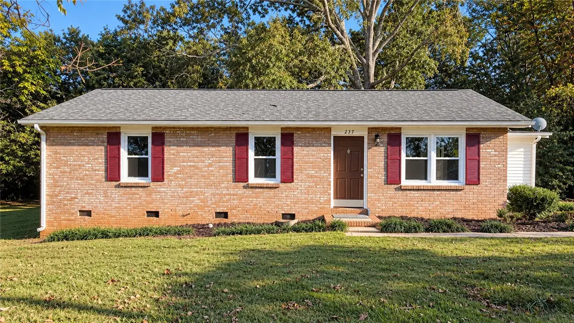 237 Skyland Drive, Westminster, SC 29693 - #1