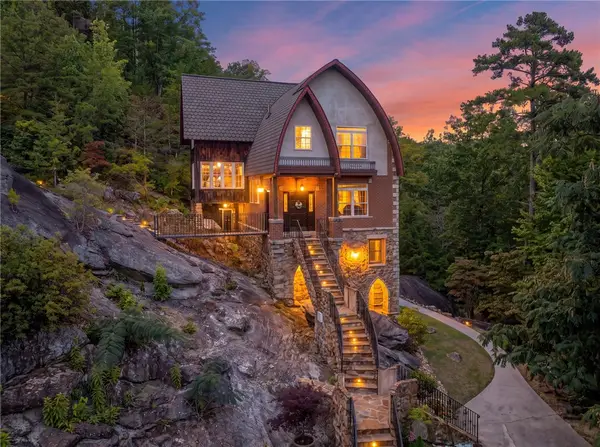 297 Big Rock Lake Road, Pickens, SC 29671