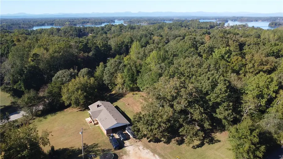 239 Newry Road, Seneca, SC 29672 - #2