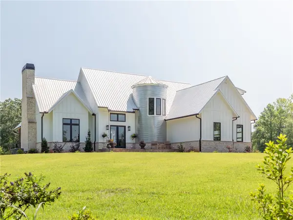 1425 S Harper Street, Laurens, SC 29360