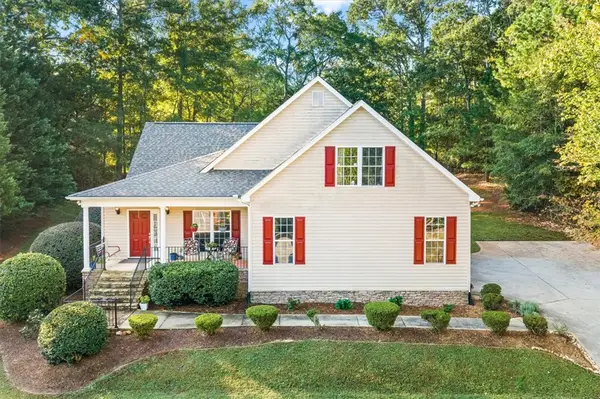 124 Honeycomb Lane, Central, SC 29630