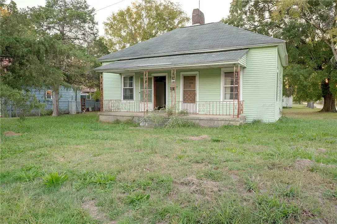 517 Barnwell Street, Calhoun Falls, SC 29628 - #1
