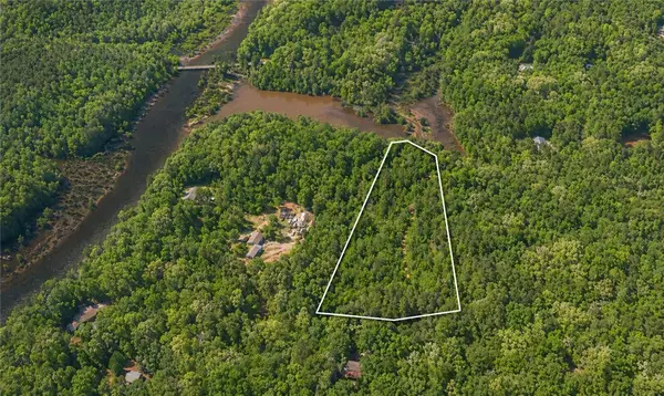 418 Pin Du Lac Drive, Central, SC 29630