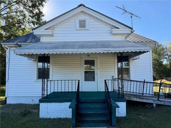 550 Leaman Avenue, Whitmire, SC 29178