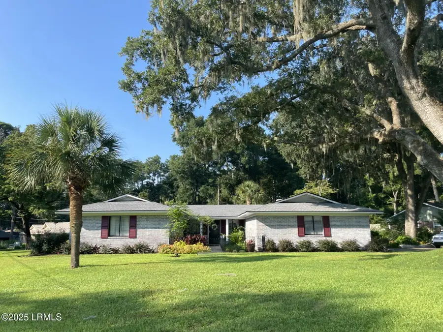 105 Spanish Point Drive, Beaufort, SC 29902 - Image #2