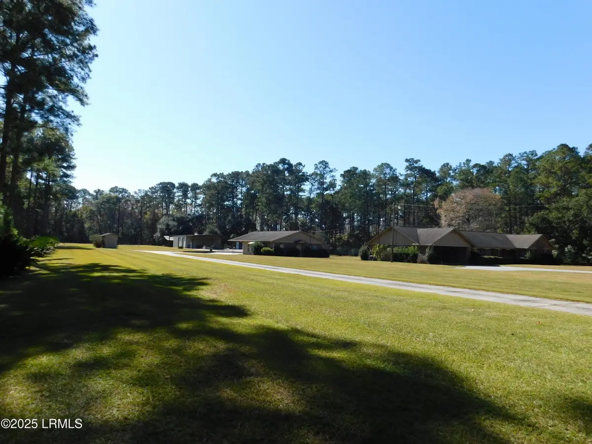 1608 Smiths Crossing, Ridgeland, SC 29936 - Image #1