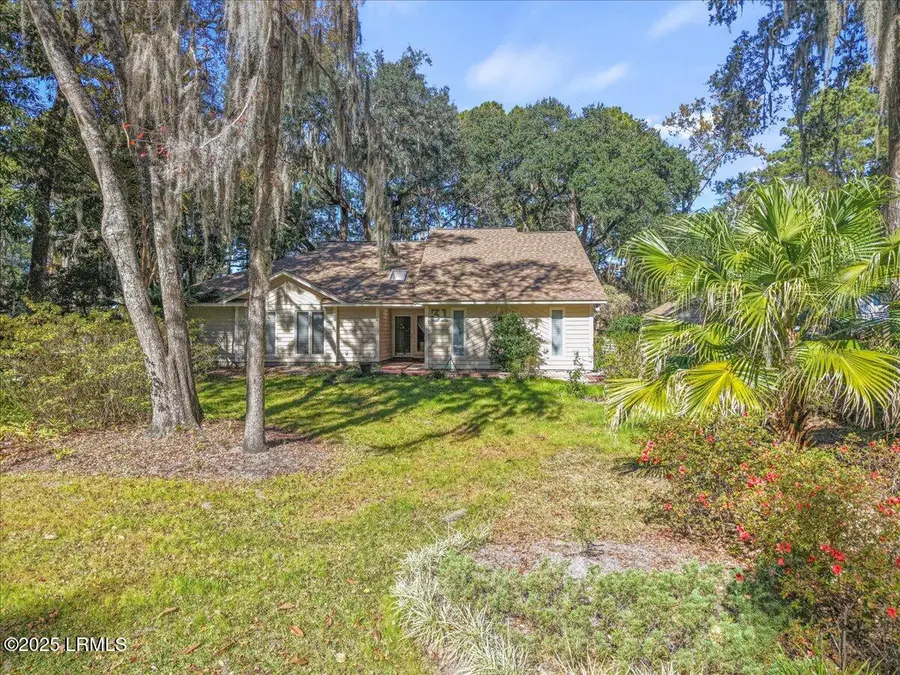 31 Chesterfield Lake Drive, Beaufort, SC 29906 - Image #3