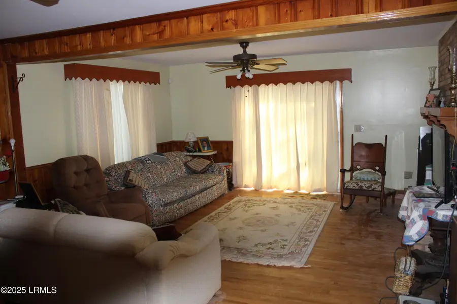 301 W Pulaski Drive W, Hampton, SC 29924 - Image #2