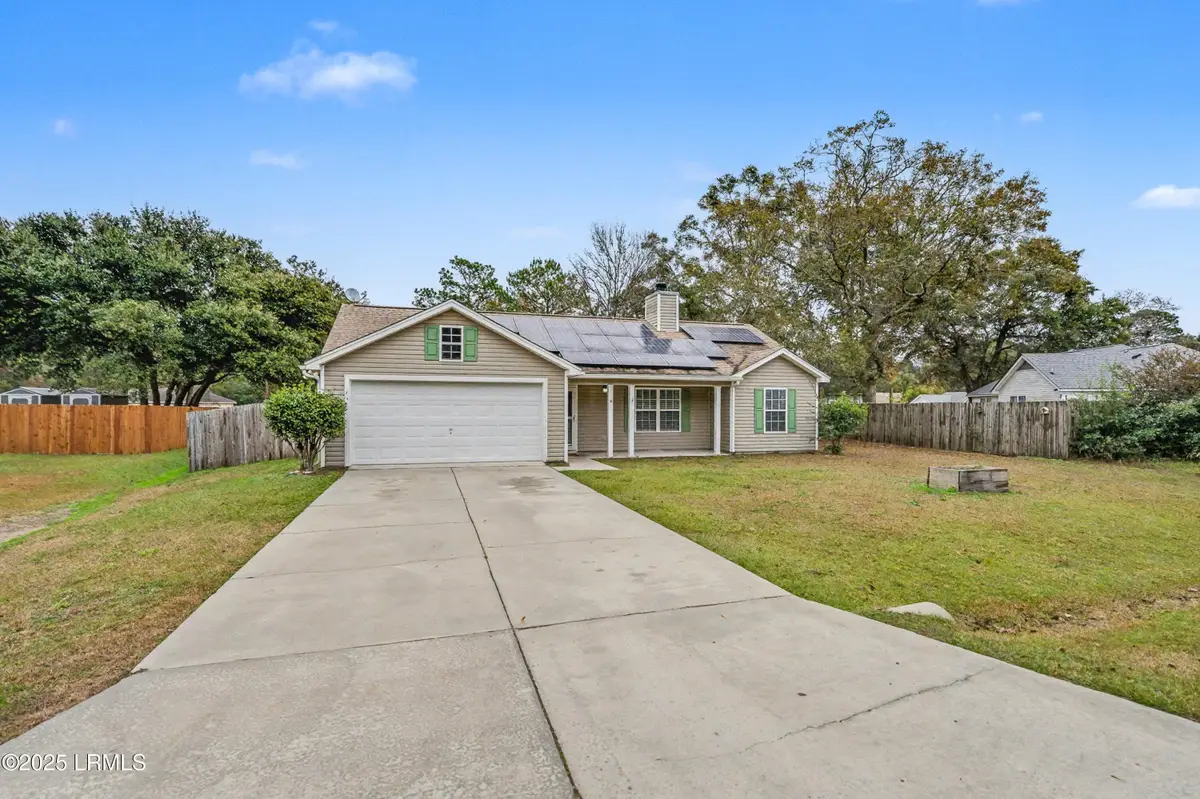 4 Shiney Leaf Court, Beaufort, SC 29907 - Image #1