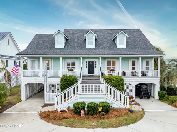 12 Sand Dollar Court, Harbor Island, SC 29920