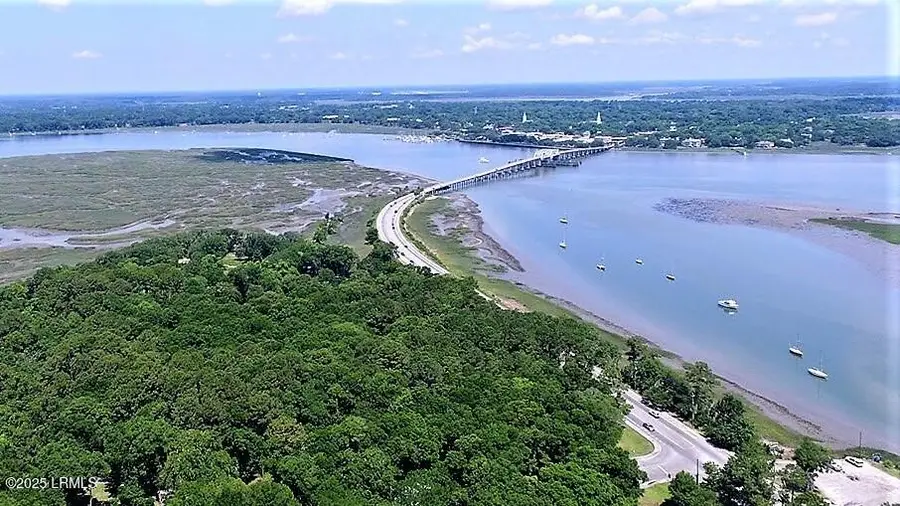 15 Meridian Road, Beaufort, SC 29907 - Image #2