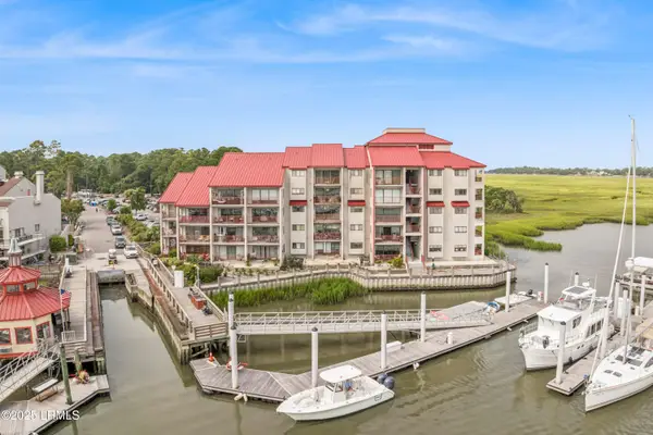 100 Helmsman Way #312, Hilton Head Island, SC 29928