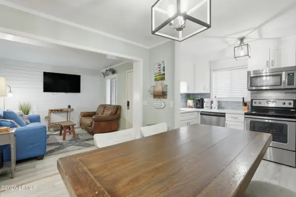 663 William Hilton Parkway #1221, Hilton Head Island, SC 29928