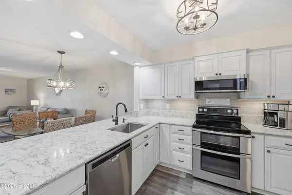 200 Colonnade Club #181, Hilton Head Island, SC 29928