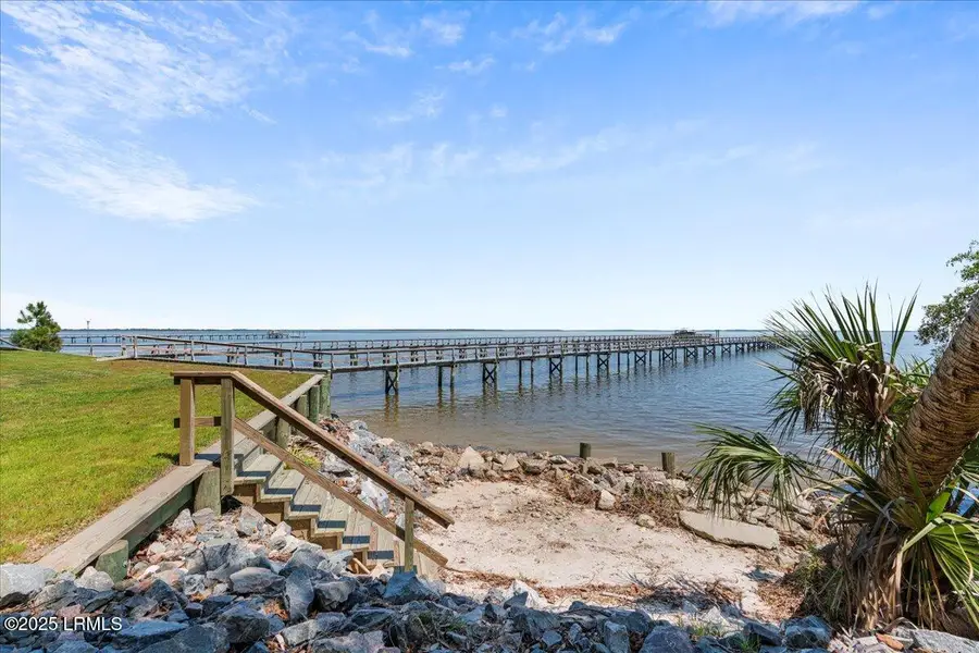 121 Alston Road, Beaufort, SC 29907 - Image #3