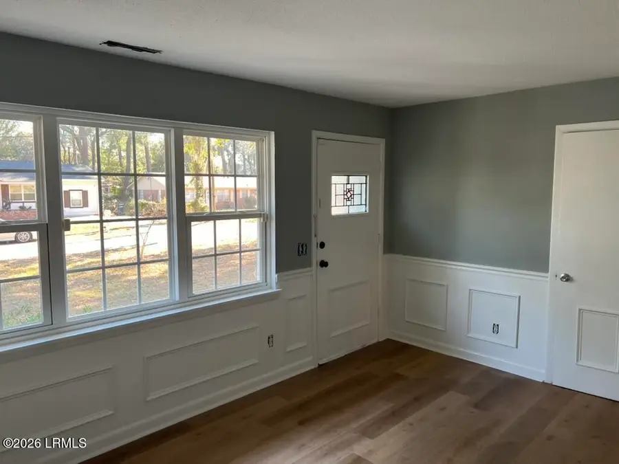 905 Belleview Circle W, Beaufort, SC 29902 - Image #2