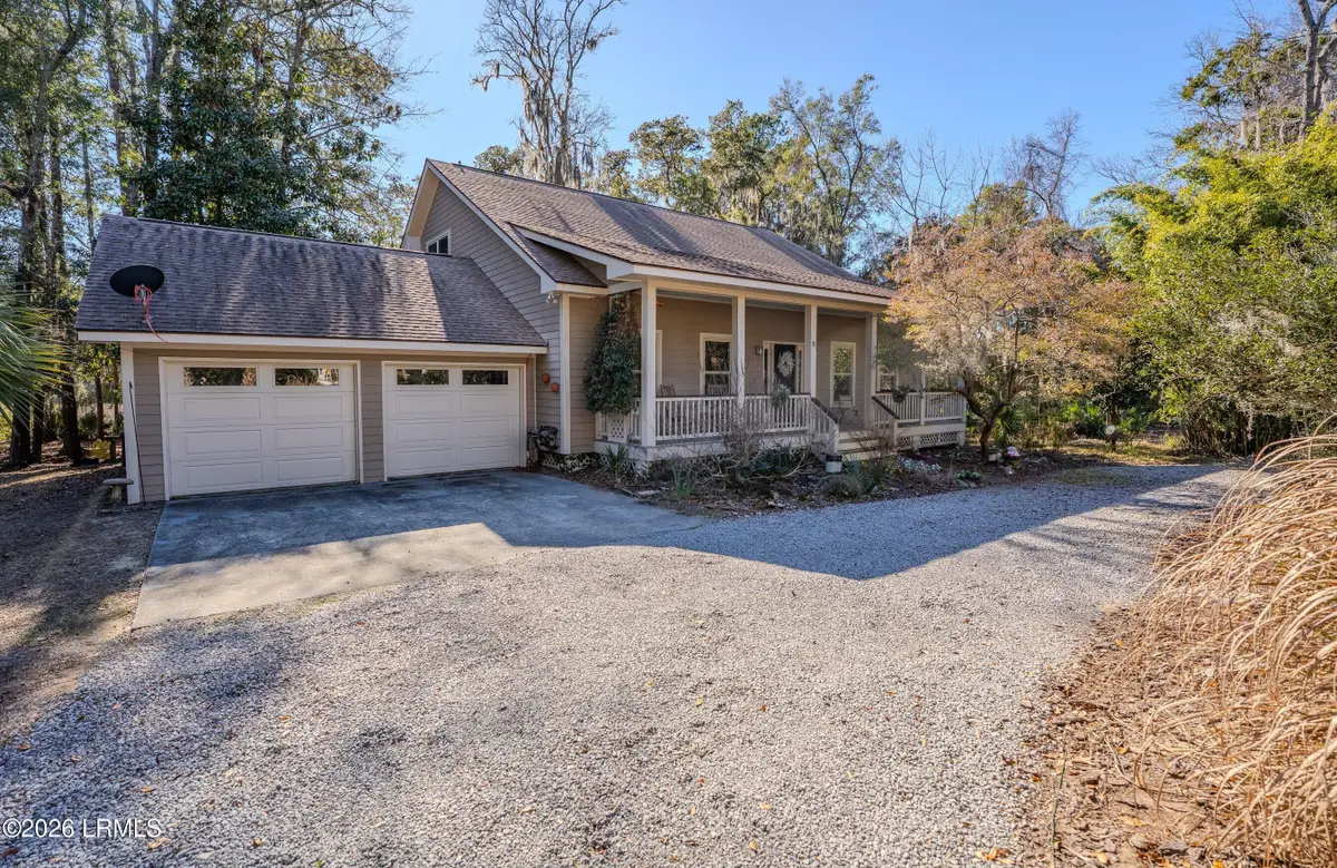 15 Sheridan Road, Beaufort, SC 29907 - Image #1