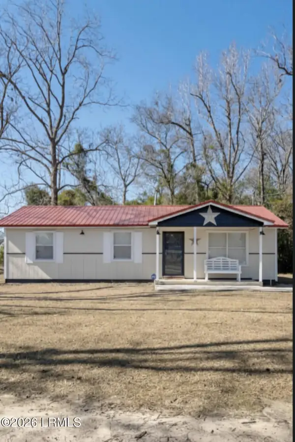 1076 Aiken Avenue S, Fairfax, SC 29827