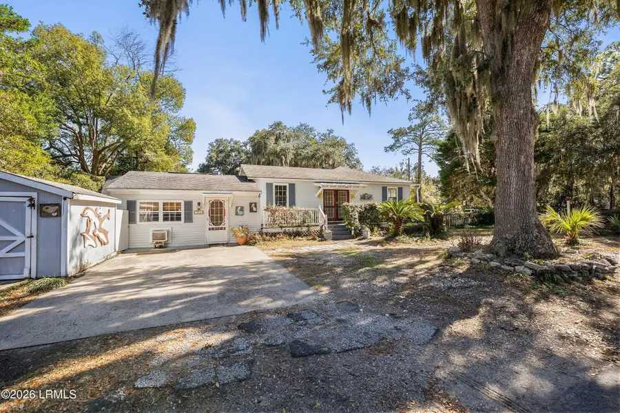 923 La Chere Street, Beaufort, SC 29902 - #2