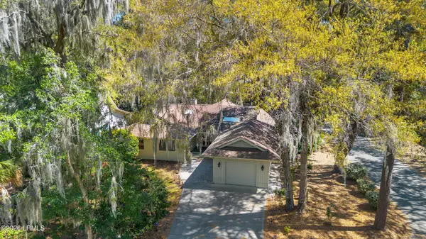 2 Sweet Gum Lane, Hilton Head Island, SC 29928