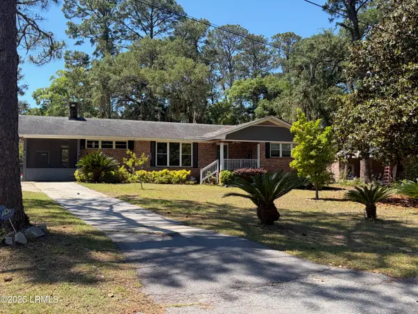2602 S Royal Oaks Drive, Beaufort, SC 29902