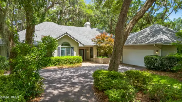 10 Robbers Row, Hilton Head Island, SC 29928