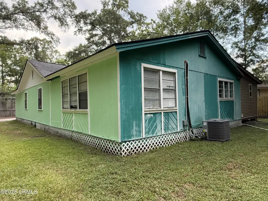 13 Glover Street, Hardeeville, SC 29927 - #2