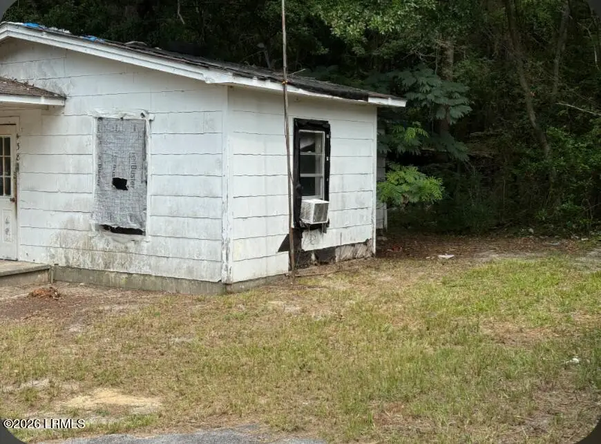 438 N Main Street, Brunson, SC 29911 - #3