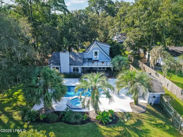 2834 W Royal Oaks Drive, Beaufort, SC 29902
