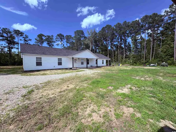 160 Leadwood St., Andrews, SC 29510