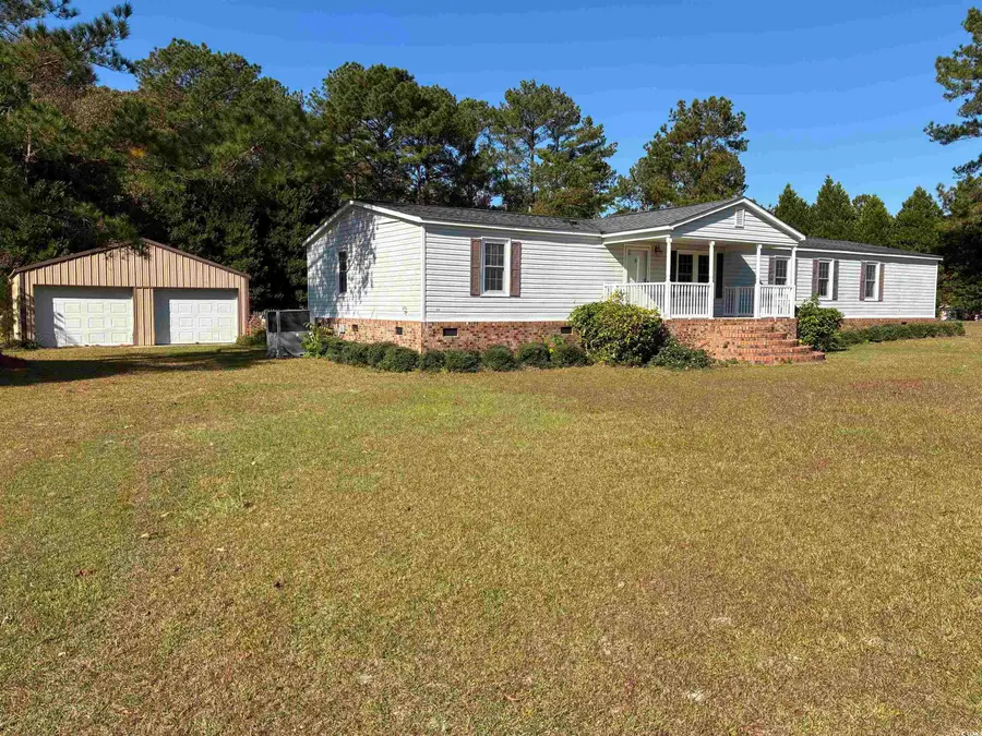 1016 Crawford Dr, Manning, SC 29102 - Image #2