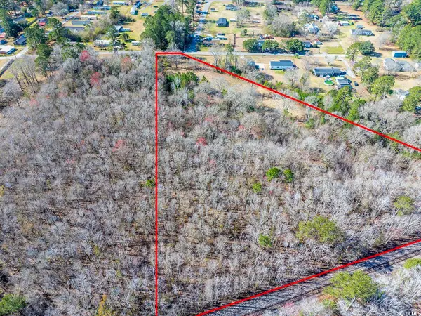 81 Freedom Rd., Andrews, SC 29510