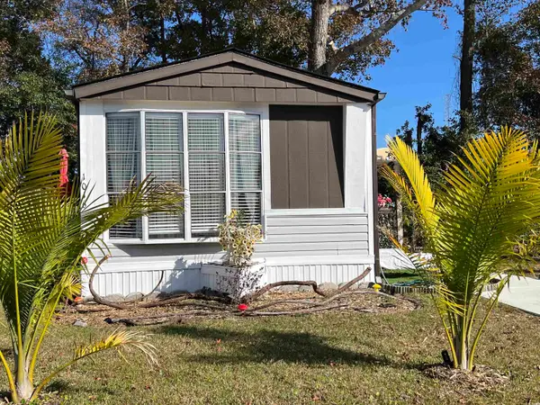 1016 Foxfire Dr., North Myrtle Beach, SC 29582