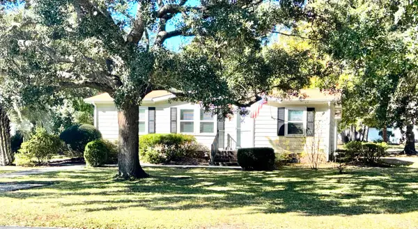 1021 S Marlin St., Murrells Inlet, SC 29576