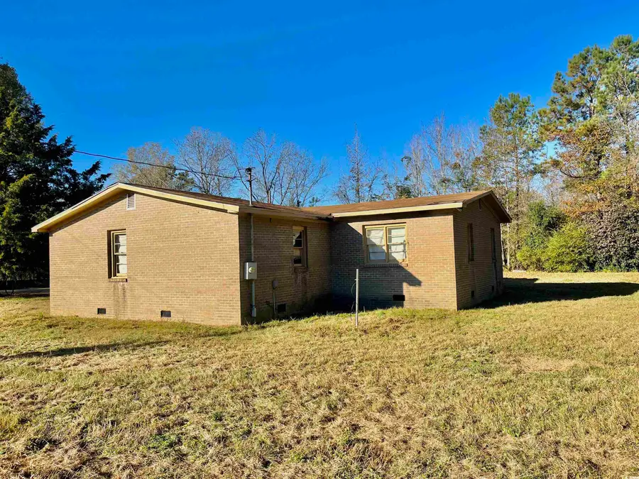 103 Bulldog Ln, Lake City, SC 29560 - Image #2