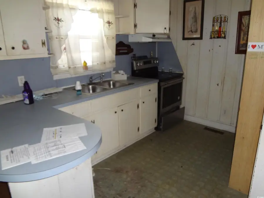 105 East Cherry St., Andrews, SC 29510 - Image #3