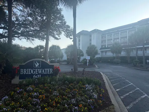 601 Retreat Beach Circle #307, Pawleys Island, SC 29585