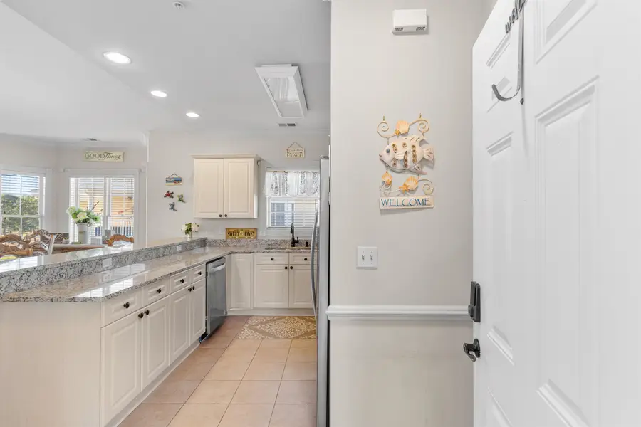 4894 Luster Leaf Circle #405, Myrtle Beach, SC 29577 - Image #3