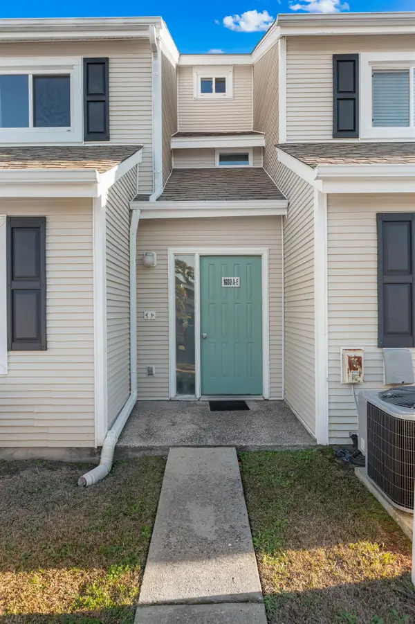 1600 Deer Creek Rd. #E, Surfside Beach, SC 29575