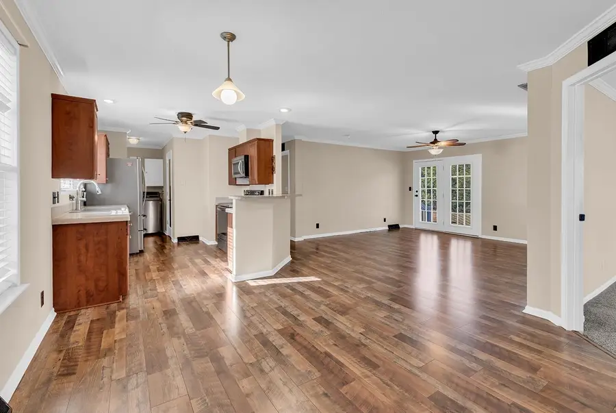 594 Woodholme Dr., Conway, SC 29526 - #3