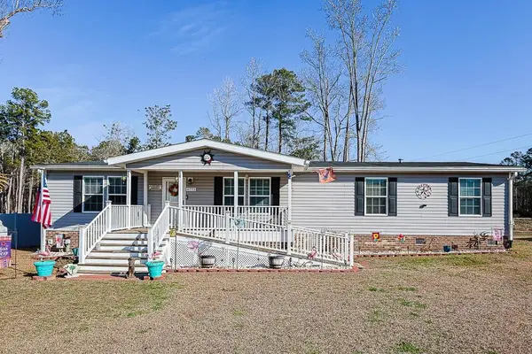 6773 Hampton Rd., Conway, SC 29527