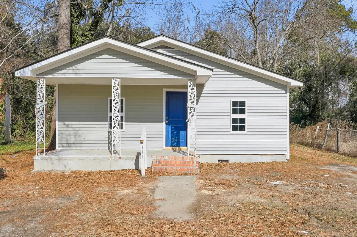 311 Barnes St, Mullins, SC 29574 - Image #1