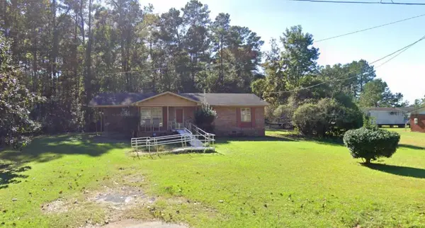 7077 Pleasant Hill Dr., Hemingway, SC 29554