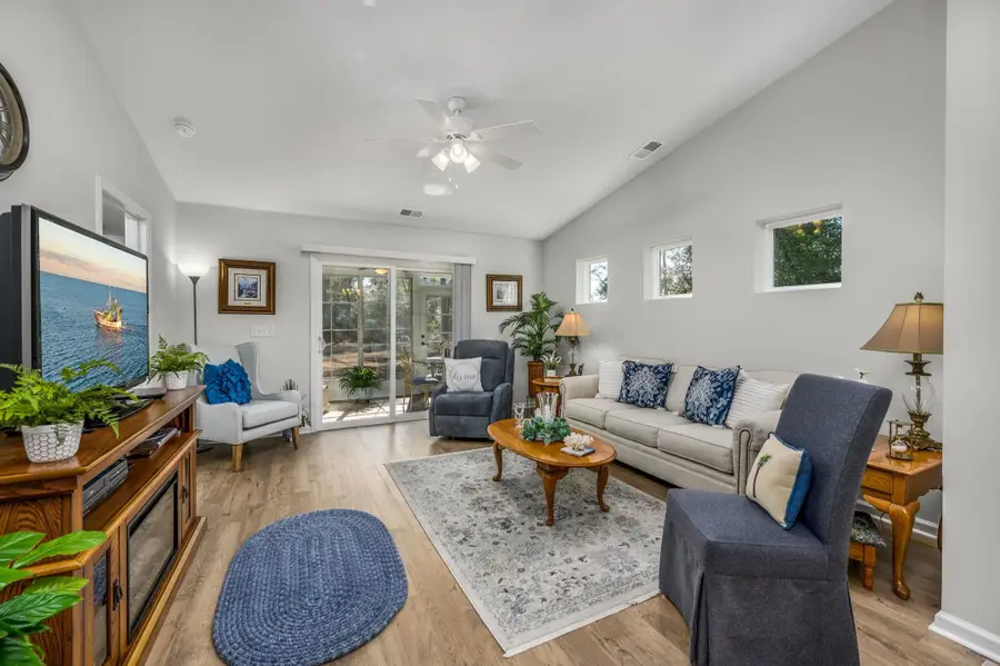 604 Wallace Dr., Little River, SC 29566 - #3