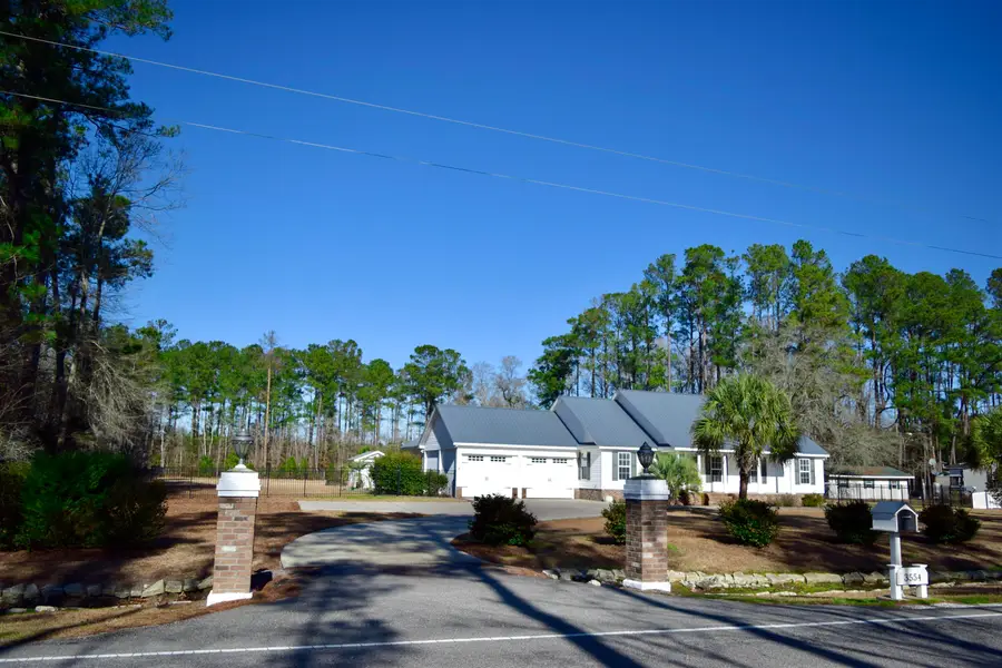 3554 Jordanville Rd., Galivants Ferry, SC 29544 - #2