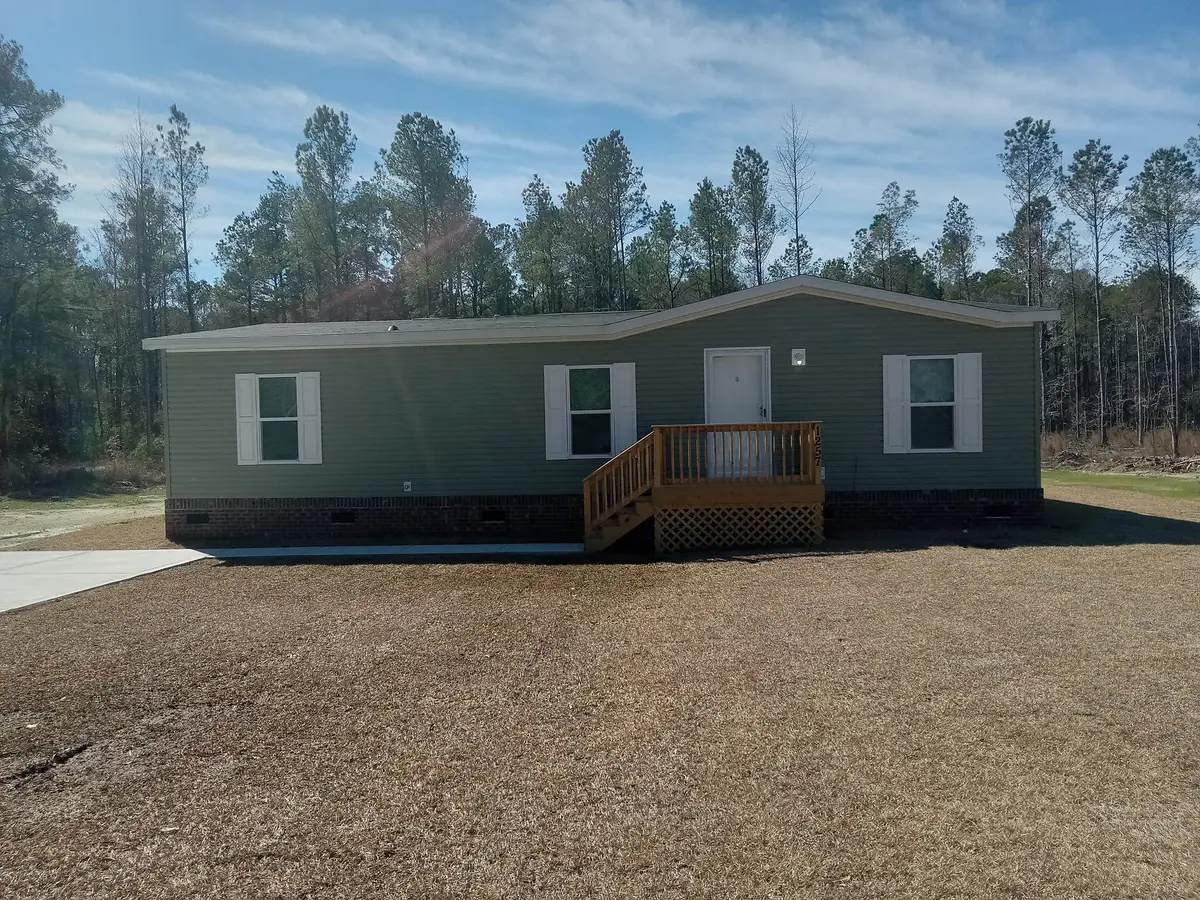 1257 Bill Hooks Rd., Whiteville, NC 28472 - #1