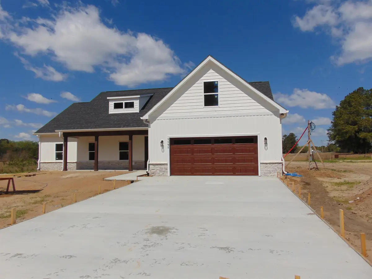 5595 Whispering Woods Rd., Conway, SC 29526 - #1